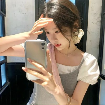 榆木湖边的房子